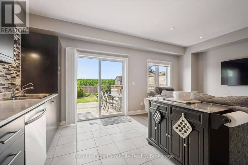 113 Courtney Street — photo 19 of 40