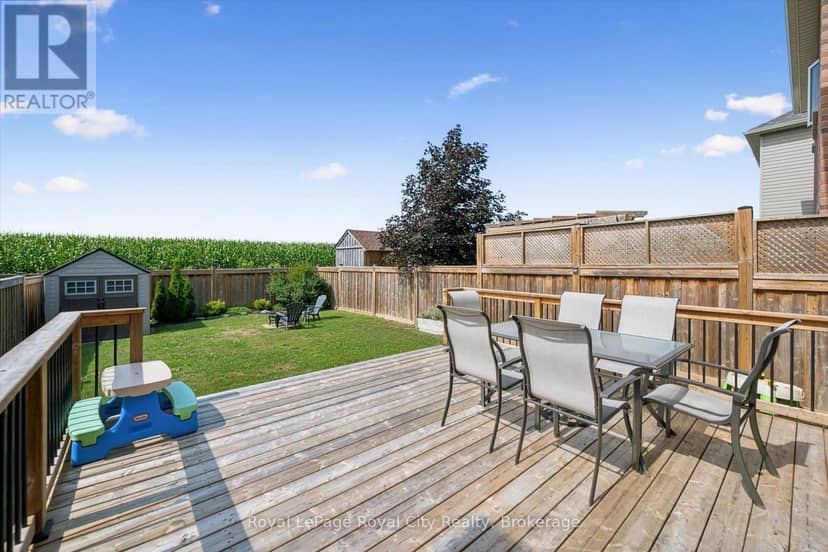 113 Courtney Street — photo 36 of 40