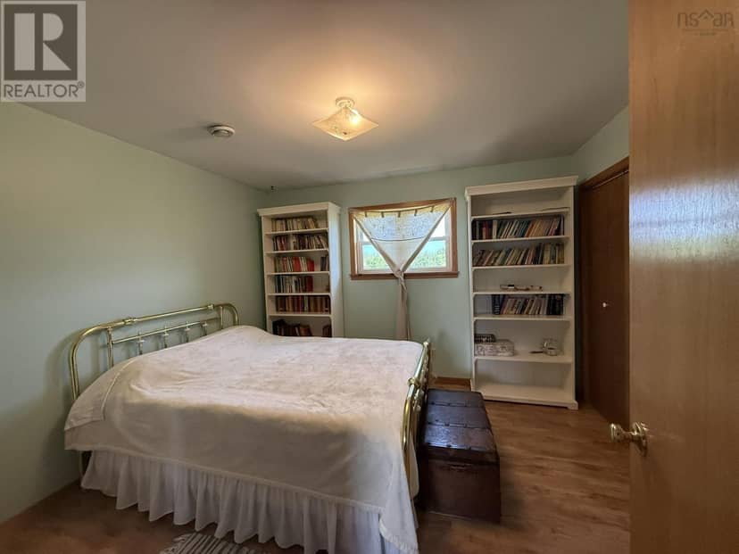 3281 Highway 6 — photo 18 of 40