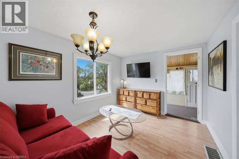 367 NELSON Street — photo 14 of 34