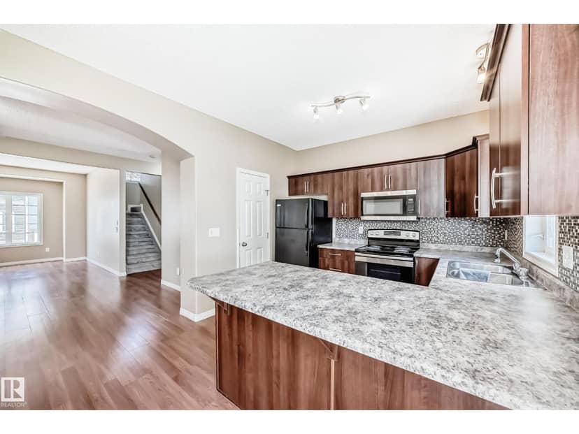 #4 5102 30 AV, Beaumont, photo 4