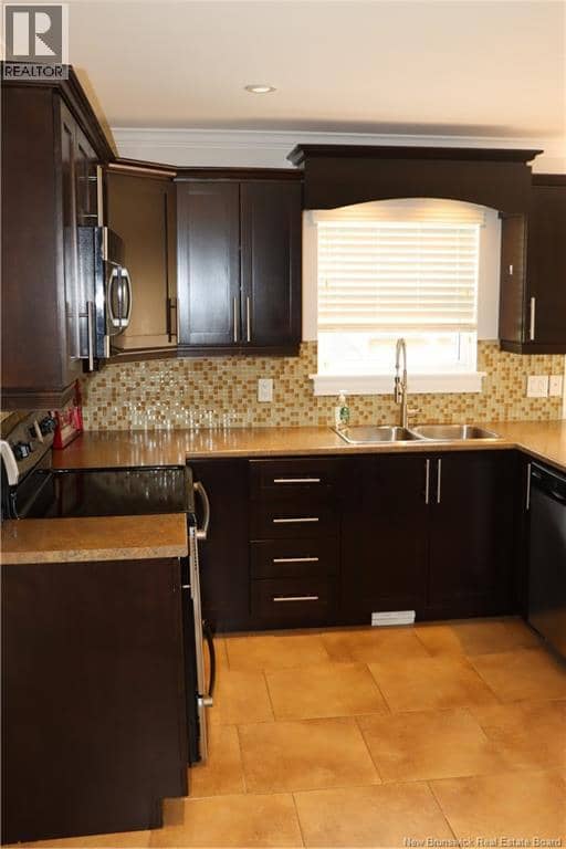 153 Shore Drive — photo 7 of 40