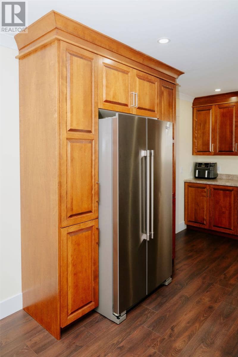 96 Bannock Street — photo 12 of 31