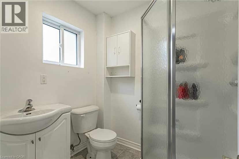 811 HUGHSON Street — photo 24 of 33