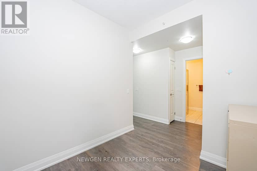 808 - 65 Yorkland Boulevard — photo 10 of 40