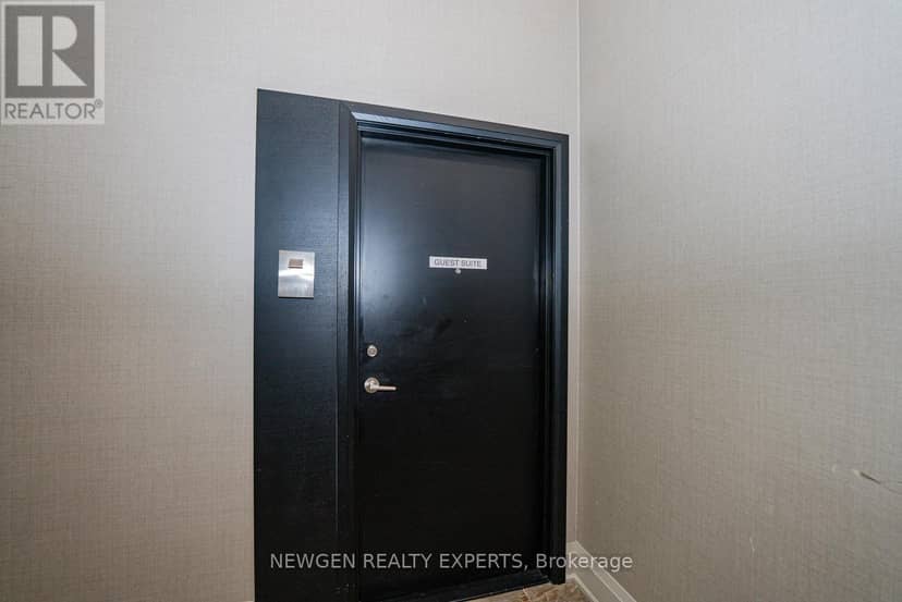 808 - 65 Yorkland Boulevard — photo 34 of 40