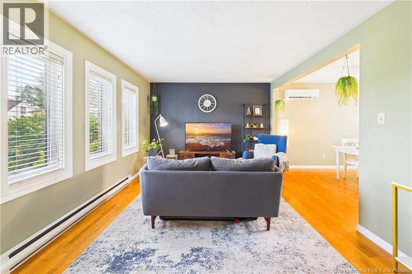 178 Isington Street — photo 3 of 40