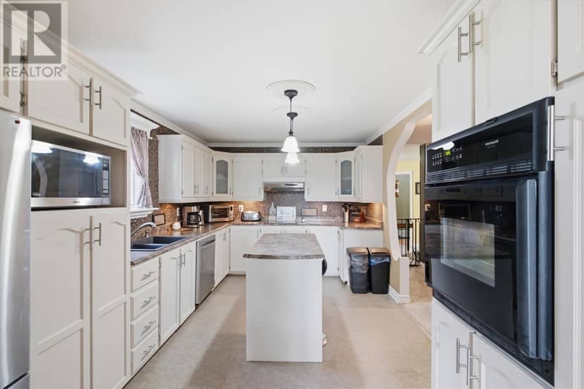 147 River Road, Appleton, photo 6