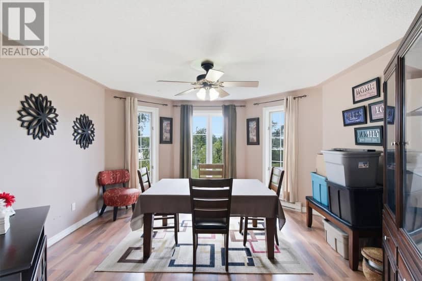 147 River Road, Appleton, photo 8