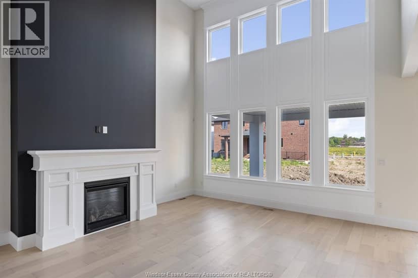 1218 Campana Crescent — photo 12 of 40