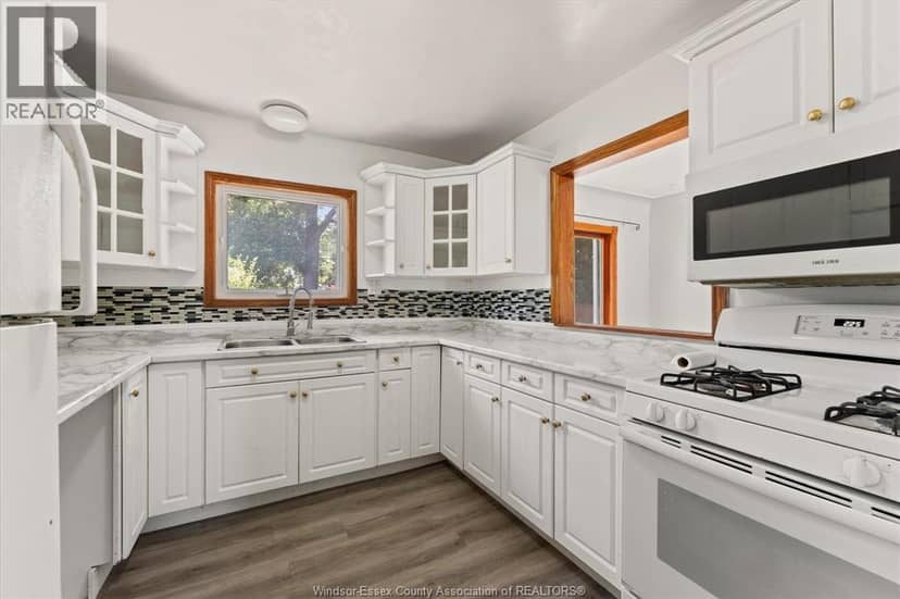 3672 Morris Drive — photo 9 of 30