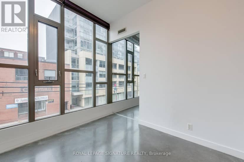 211 - 625 Queen Street E — photo 22 of 40