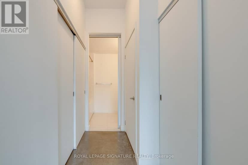 211 - 625 Queen Street E — photo 37 of 40