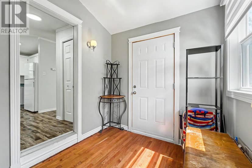 24 DALE Drive — photo 2 of 29