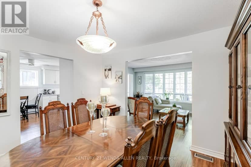 14 Manvers Drive — photo 15 of 40