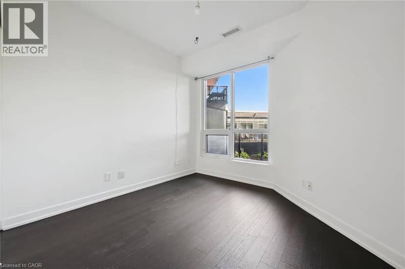 1030 KING Street W Unit# 418 — photo 15 of 30