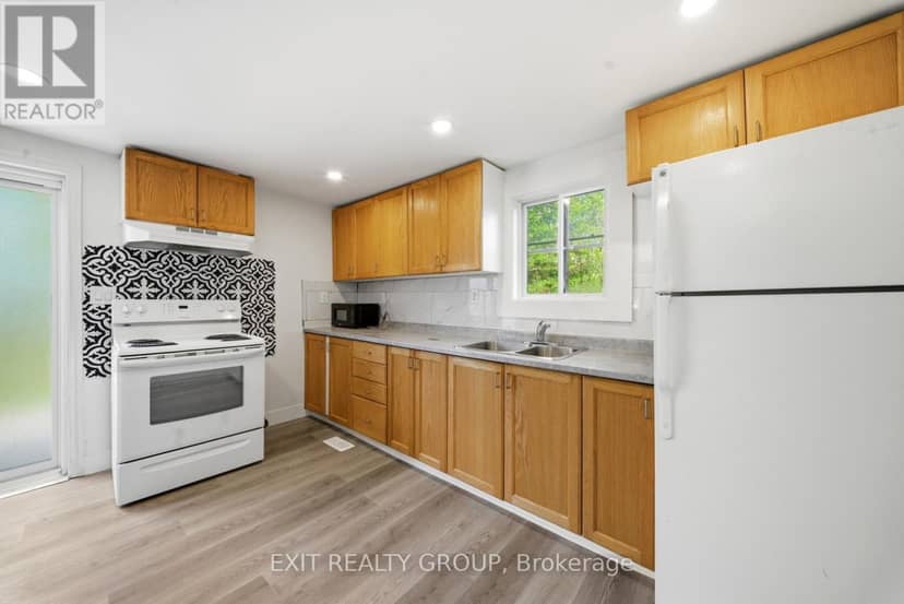 24 Albion Street — photo 11 of 27