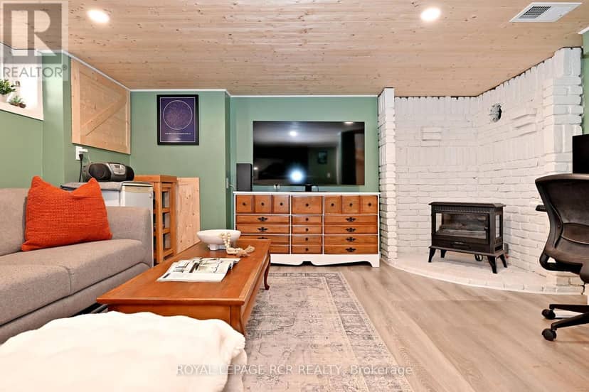 116 Buckingham Avenue — photo 27 of 40