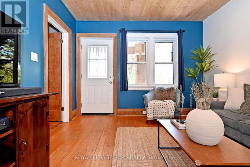 116 Buckingham Avenue — photo 3 of 40