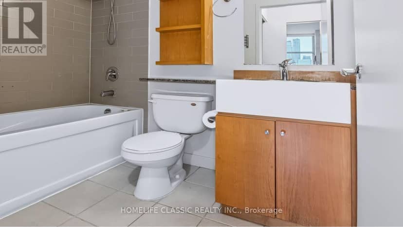 3508 - 10 Navy Wharf Court — photo 16 of 28