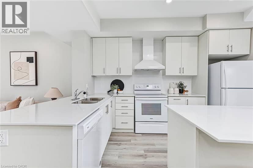 33 DAWSON Drive Unit# 1 — photo 18 of 40
