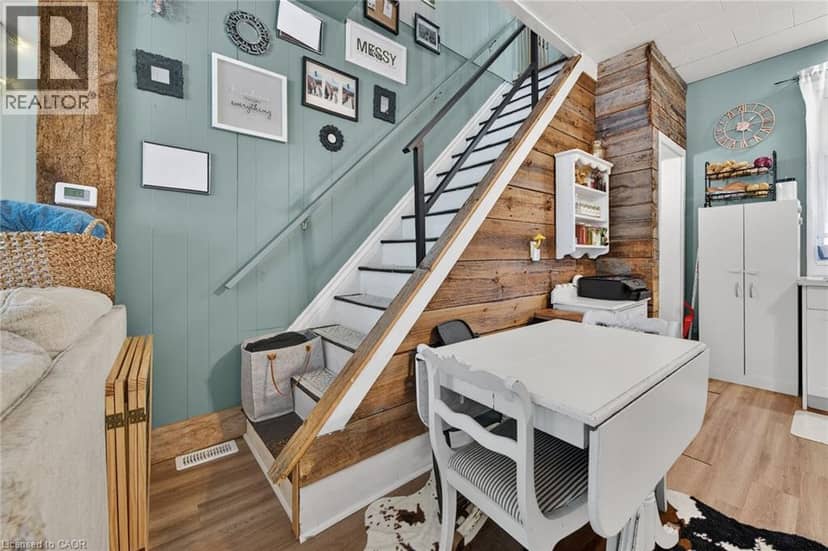 18 KING Street Unit# A&B — photo 15 of 40