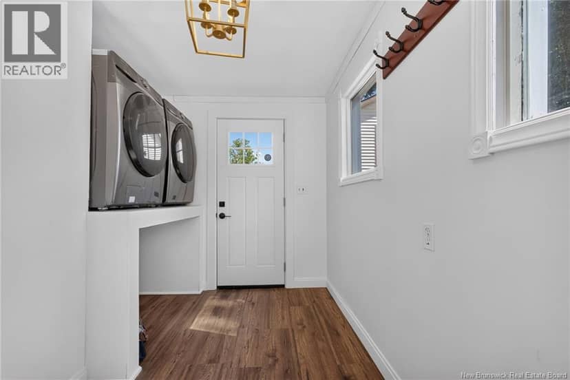 180 La Vallee — photo 19 of 39