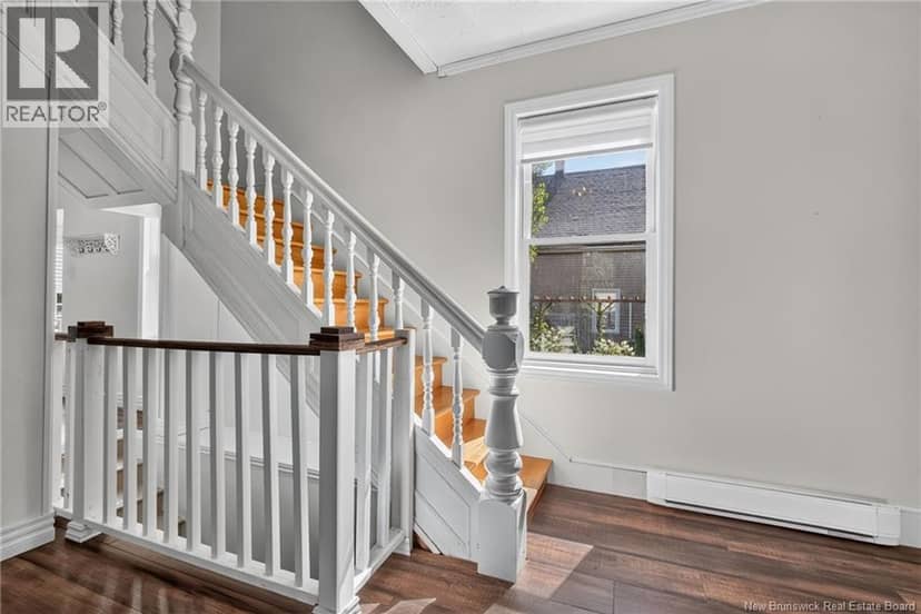 180 La Vallee — photo 9 of 39