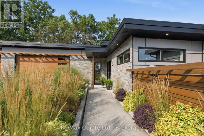 8 Bayview Point Road, Prince Edward County, photo 6