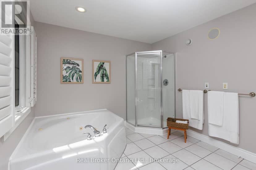9 Paige Court — photo 16 of 33