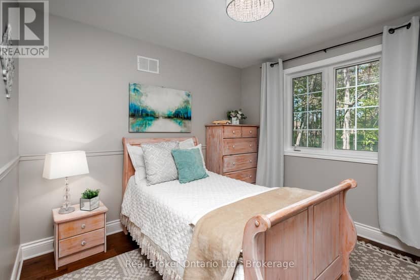 9 Paige Court — photo 19 of 33