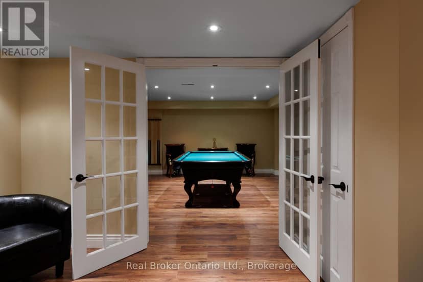 9 Paige Court — photo 25 of 33