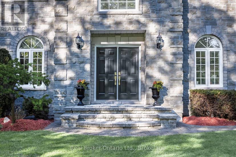 9 Paige Court — photo 31 of 33