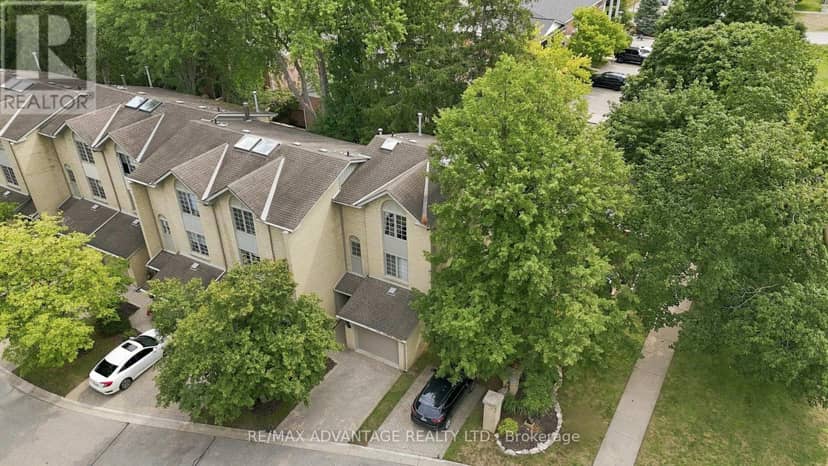 1 - 1399 Commissioners Road W — photo 4 of 40