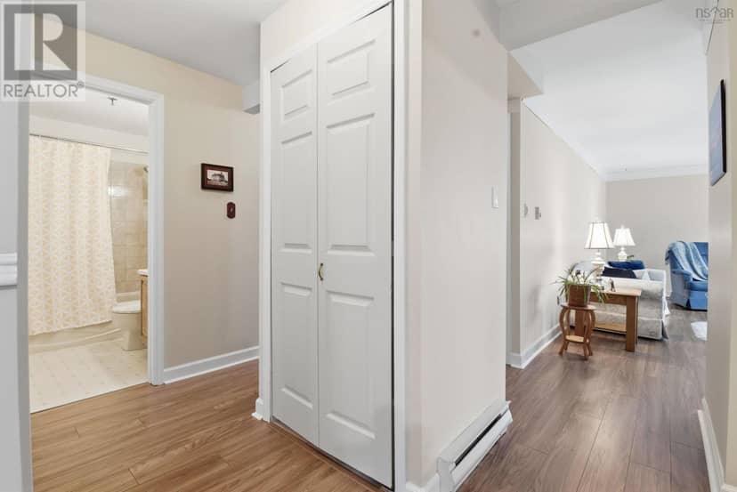 301 30 Attenborough Court, Clayton Park, photo 8