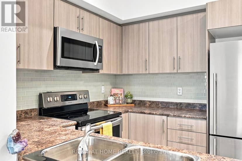 #106 - 299 Cundles Road E — photo 16 of 40