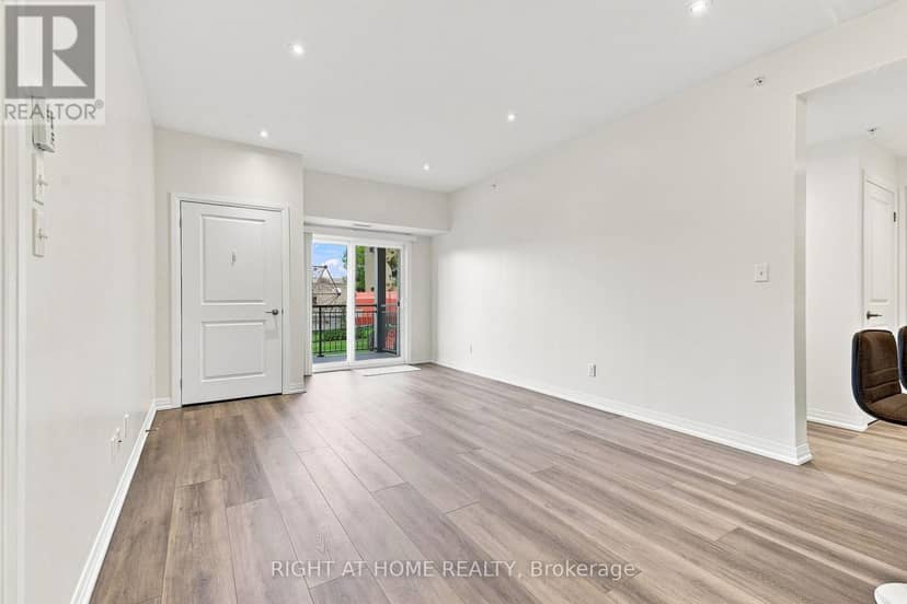 #106 - 299 Cundles Road E — photo 18 of 40