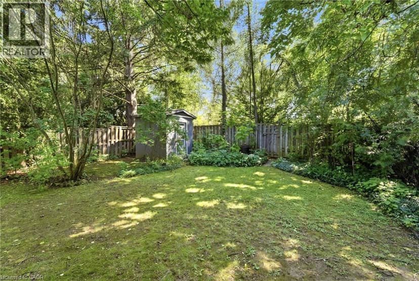 61 GLENMOUNT Avenue — photo 37 of 40