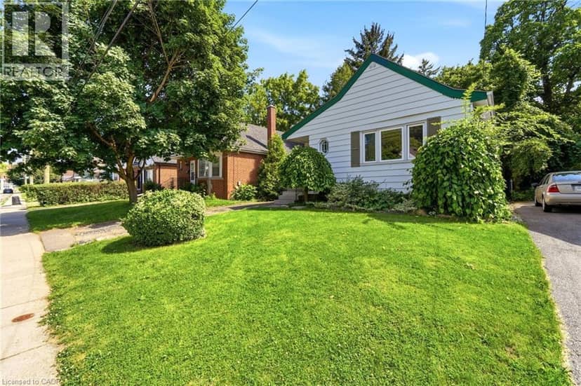 61 GLENMOUNT Avenue — photo 5 of 40