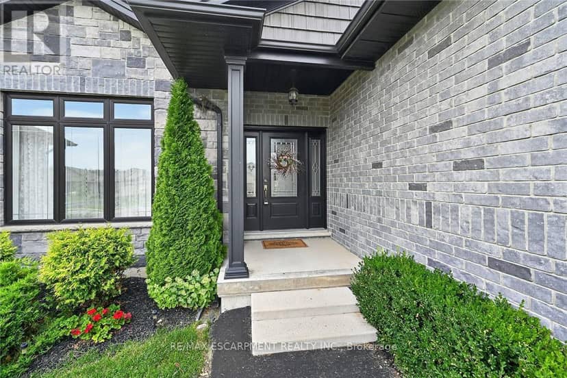 26 Stonebridge Place — photo 4 of 40