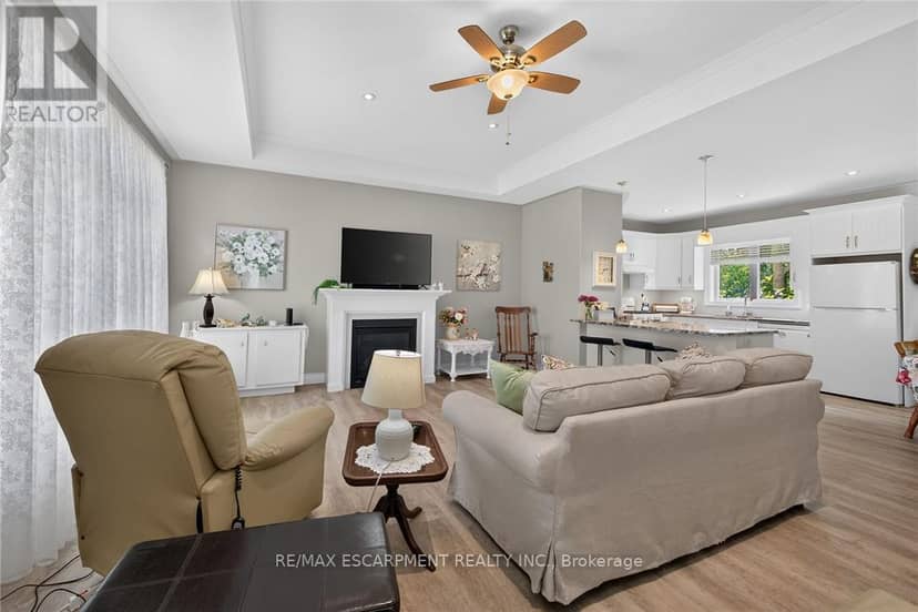 26 Stonebridge Place — photo 6 of 40
