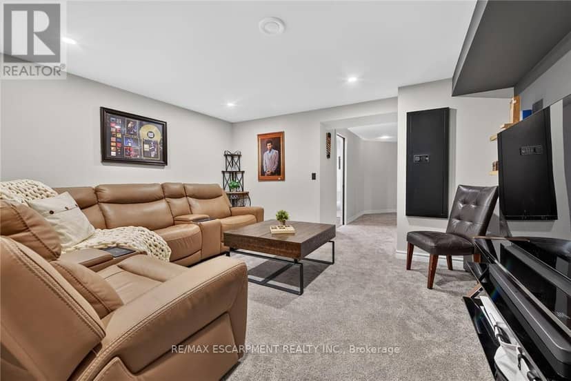 7079 Rainham Road — photo 28 of 40