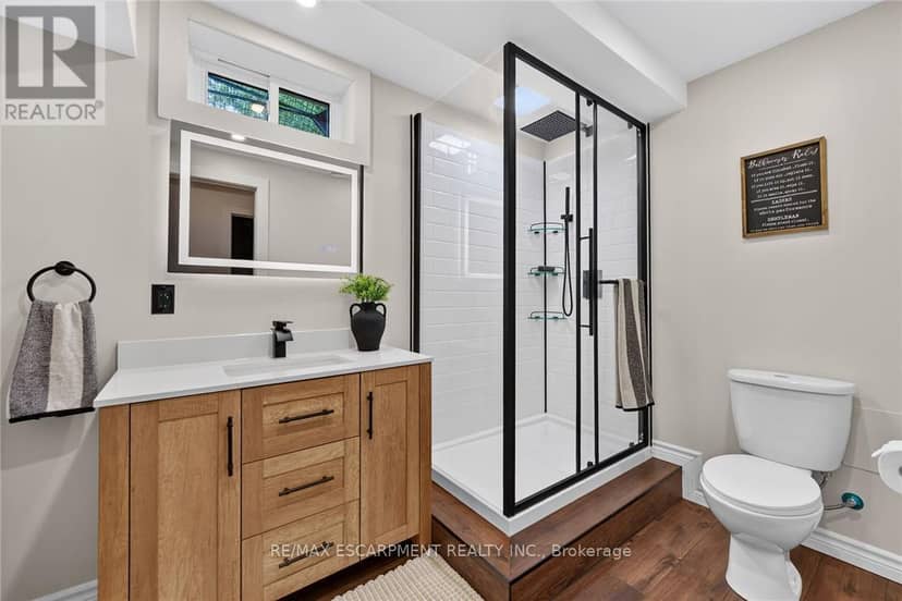 7079 Rainham Road — photo 32 of 40