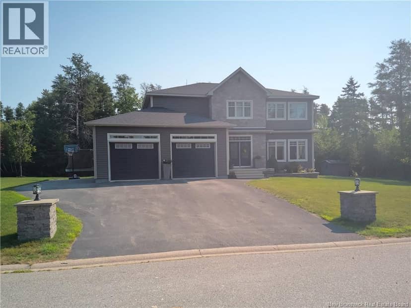 18 Gulliver Street, Miramichi, photo 2