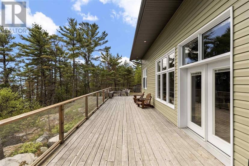 35 Emily CT — photo 32 of 40