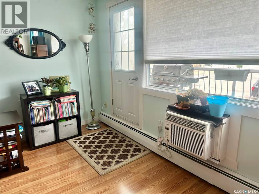 11 365 Angus STREET — photo 8 of 20
