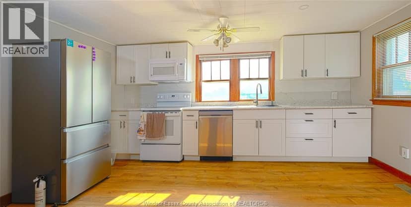 31 Maidstone AVENUE East — photo 6 of 14