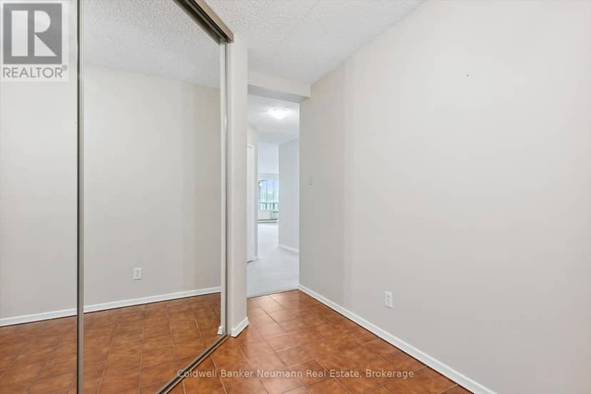 708 - 22 Marilyn Drive, Guelph, photo 6