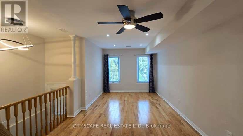 46 - 1050 Bristol Road W — photo 2 of 26