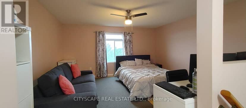 46 - 1050 Bristol Road W — photo 11 of 26